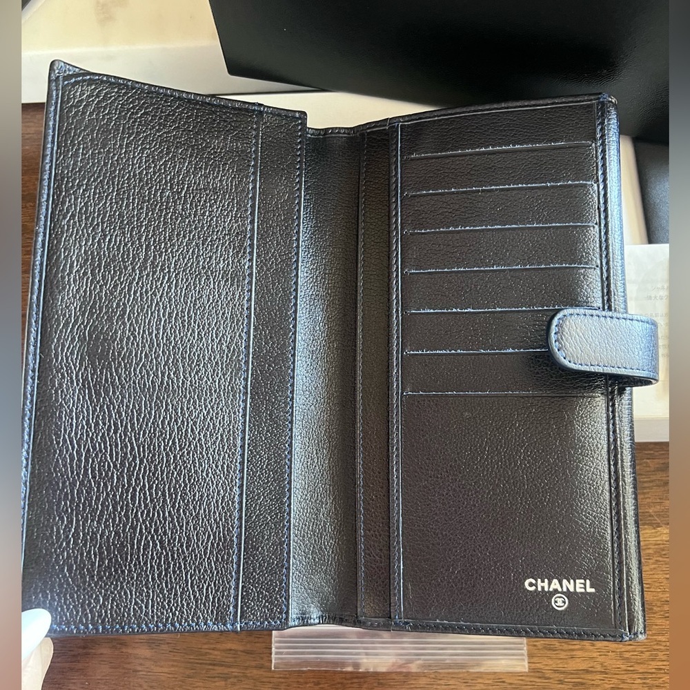 CHANEL Camellia Flower Empreinte Black Leather Bill Card Wallet with Box & Card - Picture 7 of 16